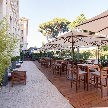 Th - Carpegna Palace 4*