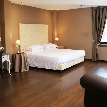 Th - Carpegna Palace Hotel Roma