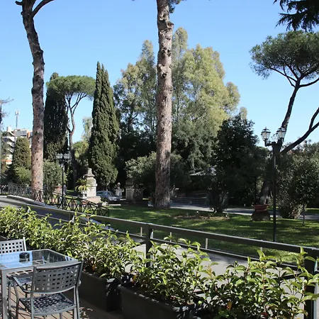 Th - Carpegna Palace Hotel