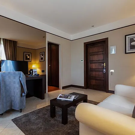 Th - Carpegna Palace Hotel Roma