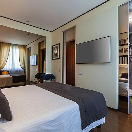 Th - Carpegna Palace Hotel Roma