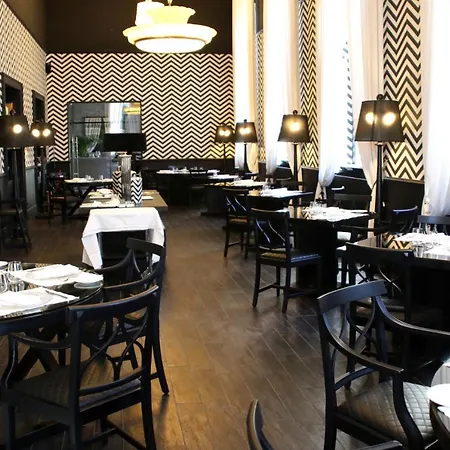 Th - Carpegna Palace 4* Rome