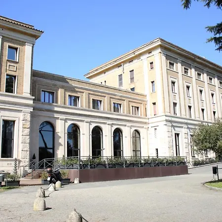 Th - Carpegna Palace 4* Rome