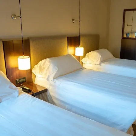Th - Carpegna Palace 4* Rome