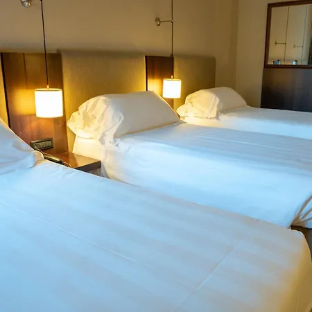 Th - Carpegna Palace 4* Rome