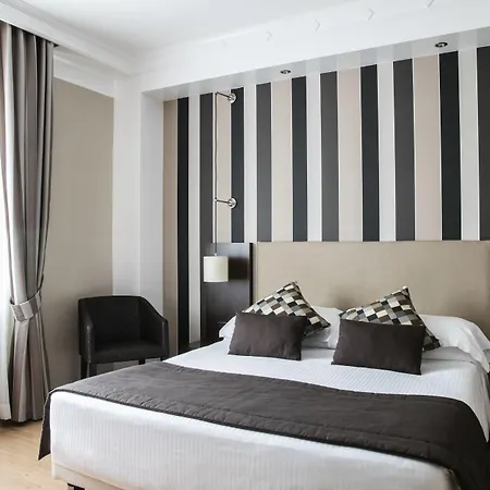 Th - Carpegna Palace 4*