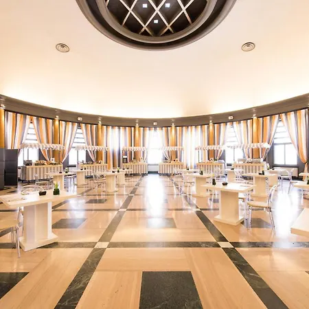 호텔 Th - Carpegna Palace 4*