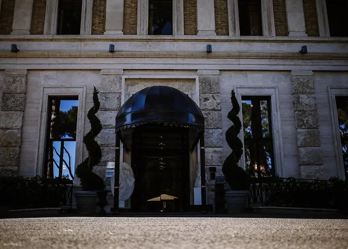 Th - Carpegna Palace Rome