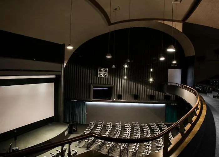 Th - Carpegna Palace 4* Rome