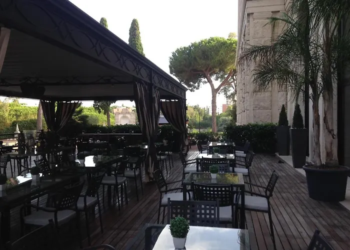 Th - Carpegna Palace 4*