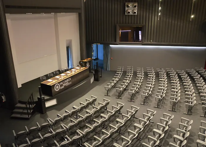 Th - Carpegna Palace 4* Rome