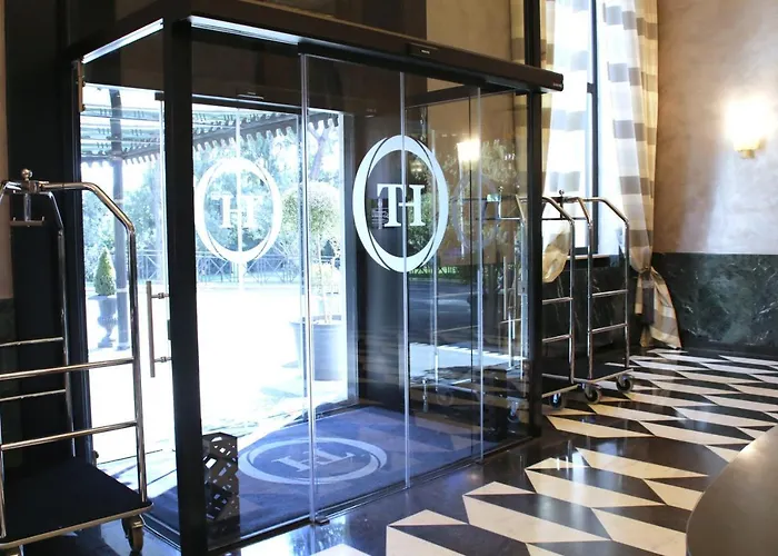 Hotel Th - Carpegna Palace