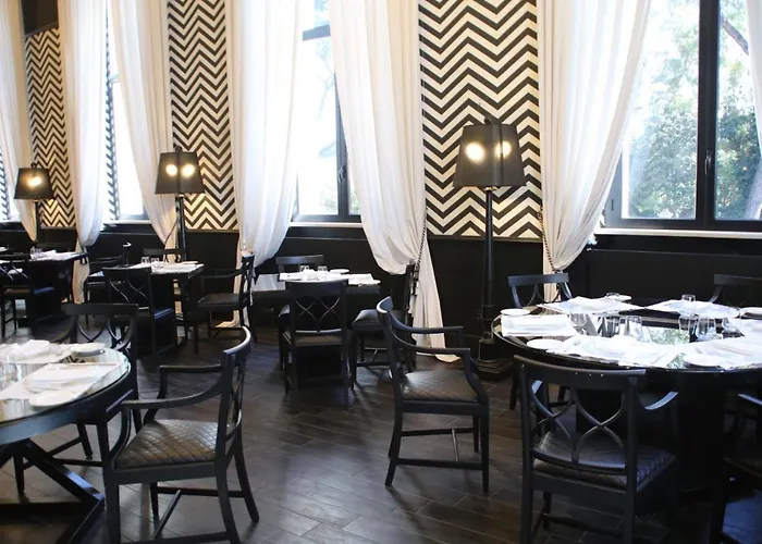 Th - Carpegna Palace Hotel