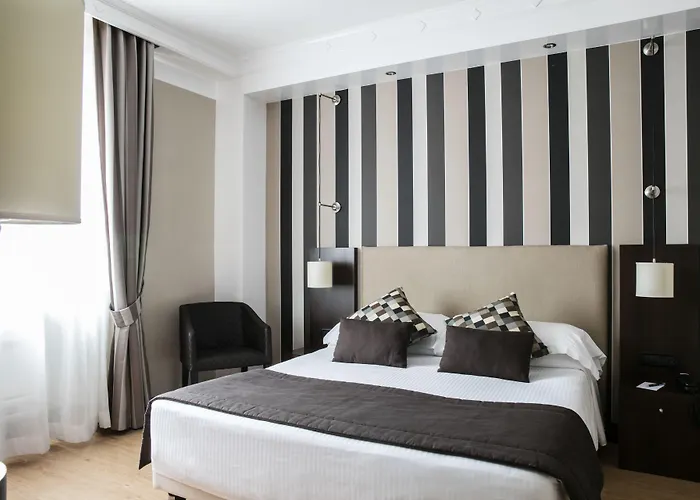 Th - Carpegna Palace 4*