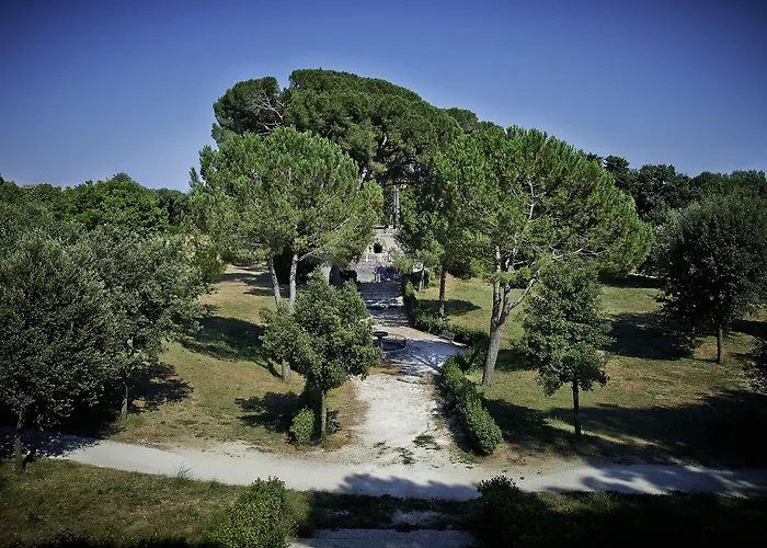 Th - Carpegna Palace 4* Rome