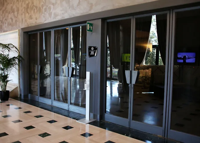 Hotel Th - Carpegna Palace Rome