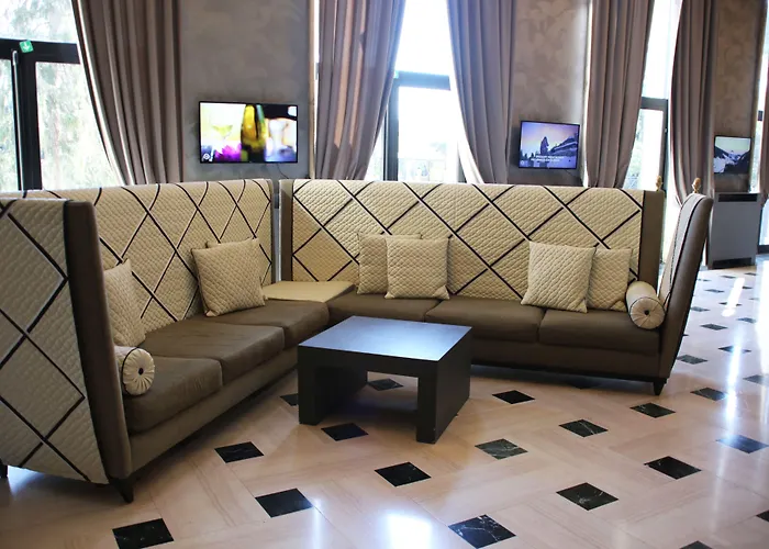 Th - Carpegna Palace 4* Rome