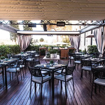 Th - Carpegna Palace 罗马